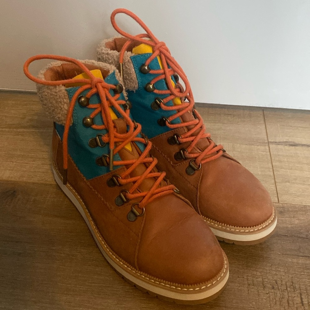 Toms ankle boots